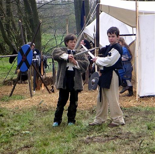 Bayerfeld_50.jpg - Vorsicht... Kreuzung